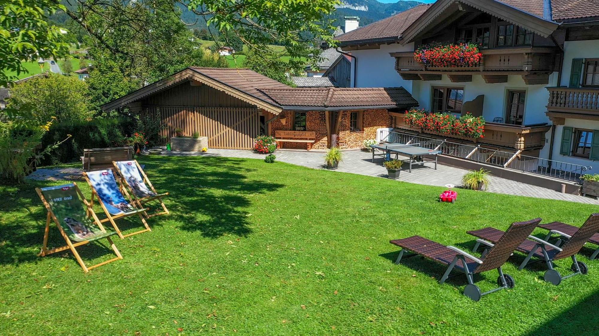 Gaestehaus Brantlhof Zimmer Und Ferienwohnungen In Going Am Wilden Kaiser Esterno foto