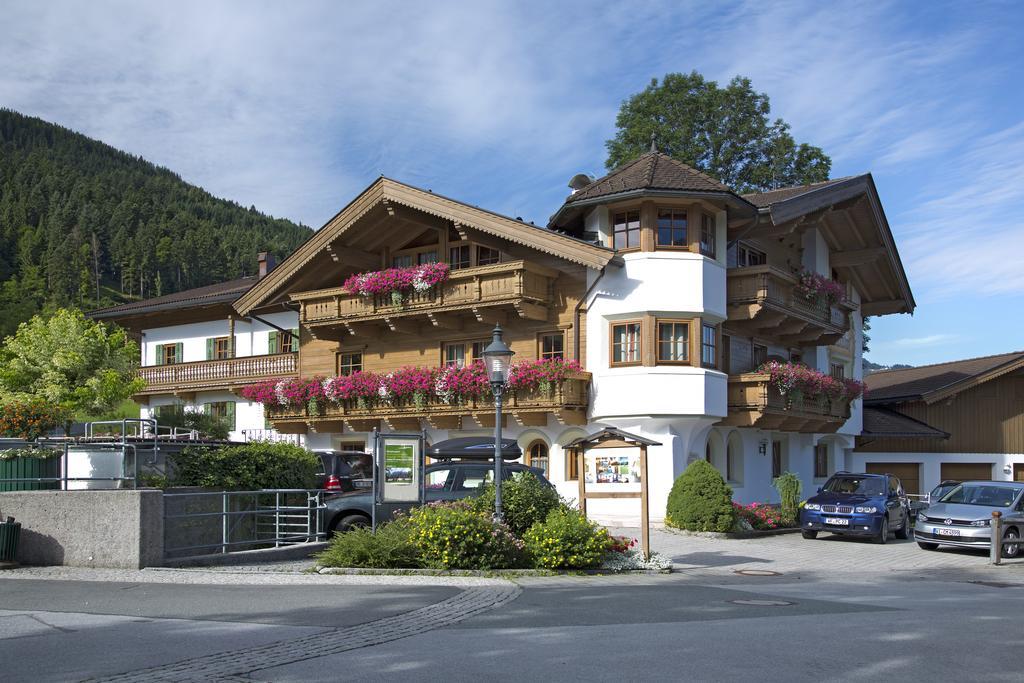 Gaestehaus Brantlhof Zimmer Und Ferienwohnungen In Going Am Wilden Kaiser Esterno foto