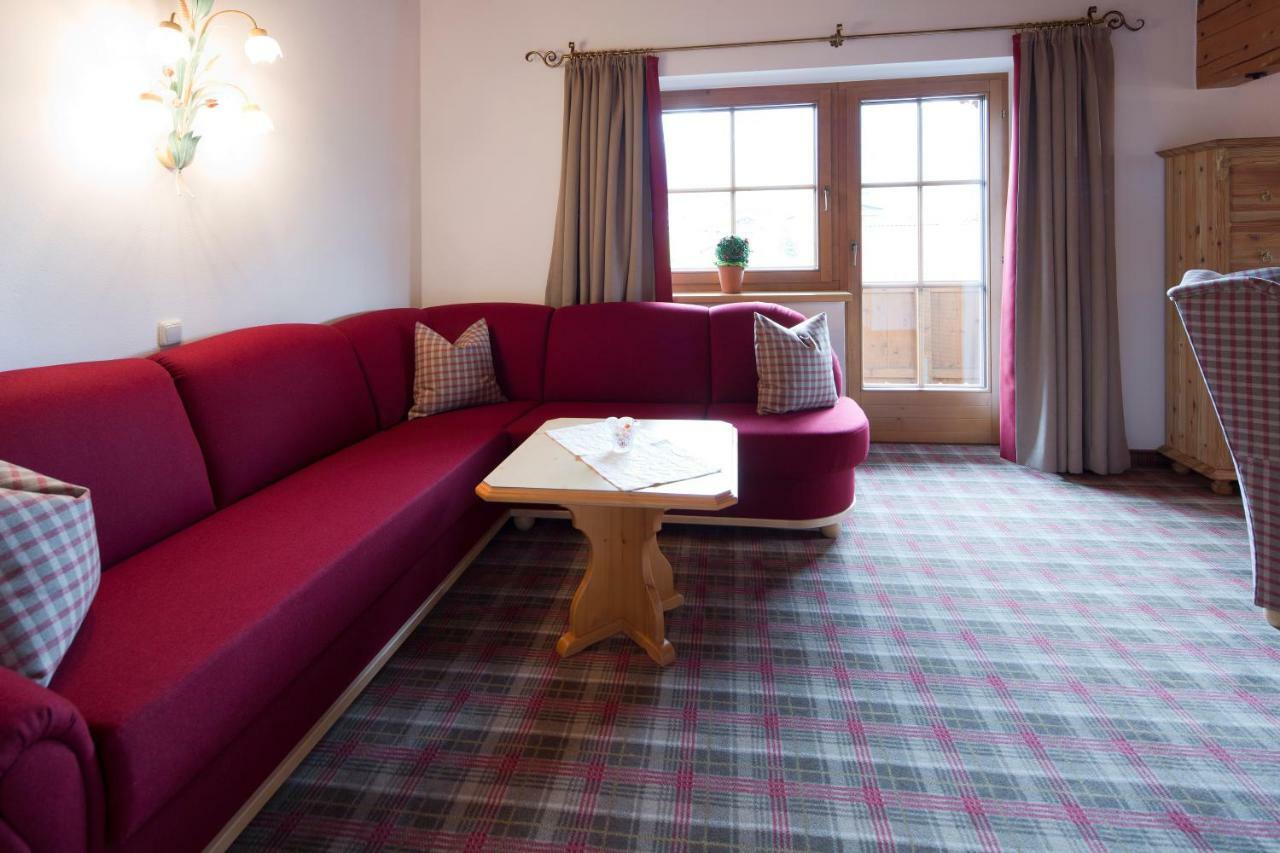 Gaestehaus Brantlhof Zimmer Und Ferienwohnungen In Going Am Wilden Kaiser Esterno foto