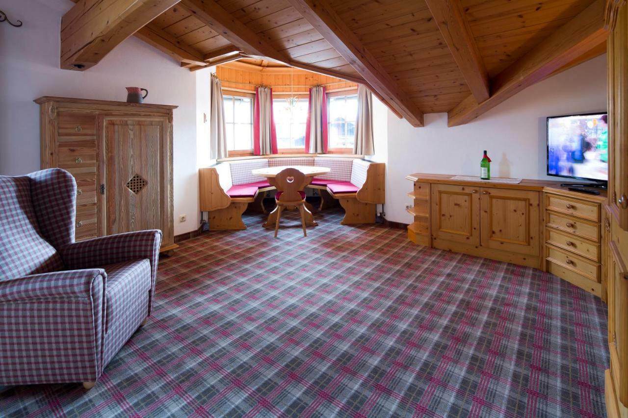 Gaestehaus Brantlhof Zimmer Und Ferienwohnungen In Going Am Wilden Kaiser Esterno foto