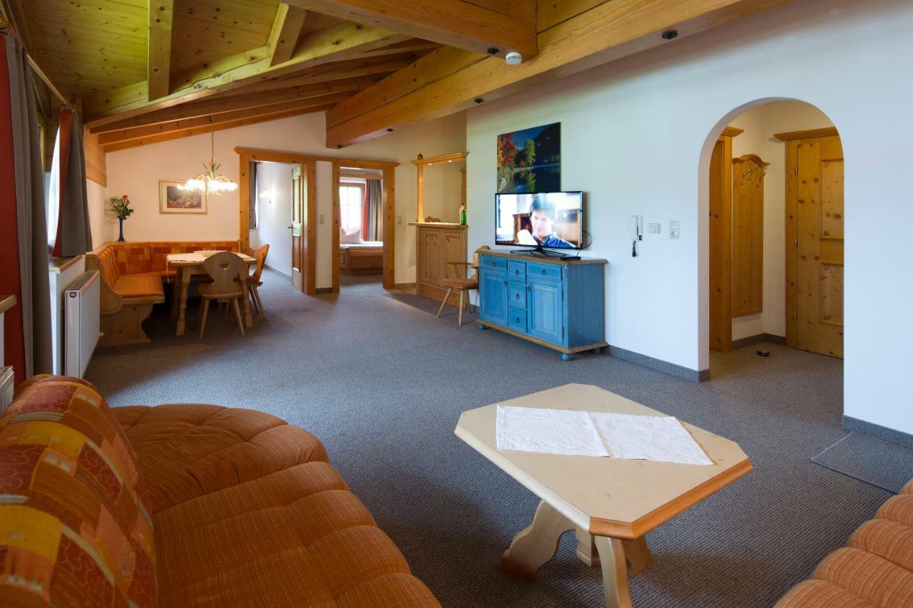 Gaestehaus Brantlhof Zimmer Und Ferienwohnungen In Going Am Wilden Kaiser Esterno foto